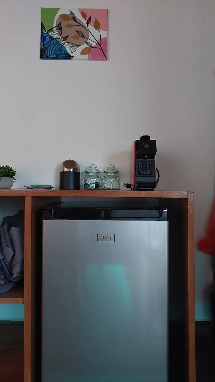 Mini-refri y café